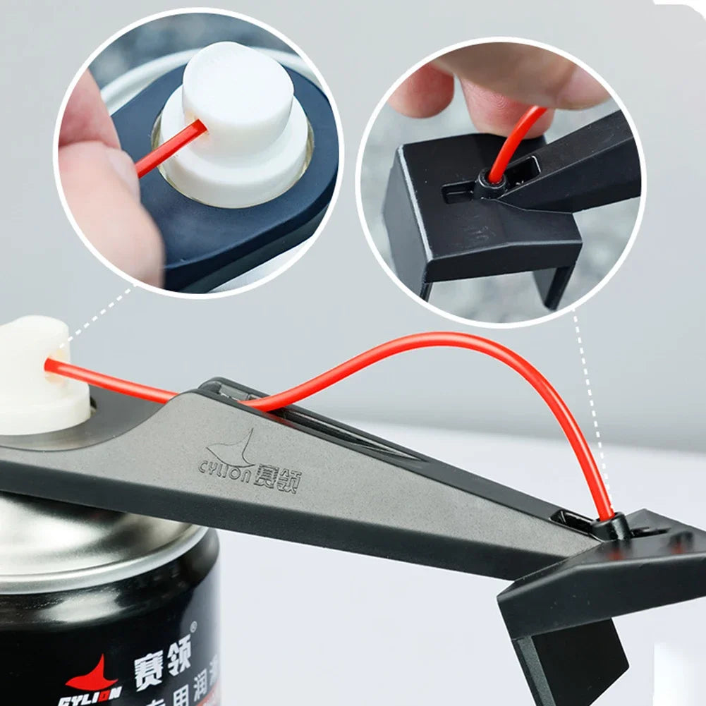 1/2PCS Motorcycle Chain Oiler Spray Lube Oiler Tool Mess-Free Chain Wax Chain Cleaner Attachment Chain Oil Applicator