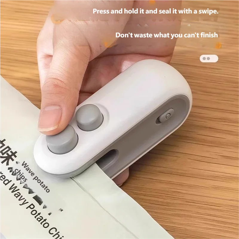 Mini Sealing Machine USB Rechargable Heat Sealer Storage Bag Plastic Package Food Sealer Clip Bag Handheld Food Heat Sealer